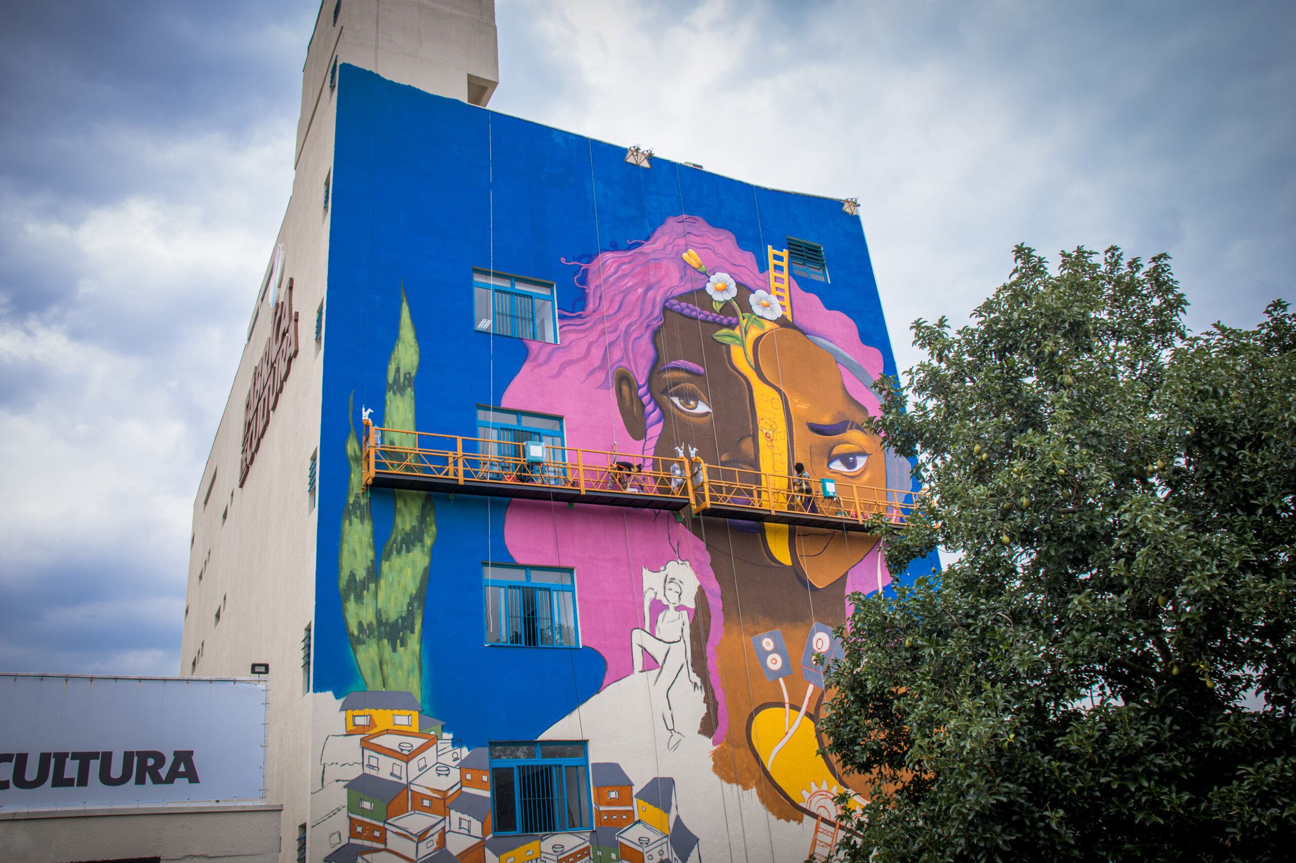 Dia do Grafite: Capão Redondo ganha mural que reúne história da cultura da Zona Sul de São Paulo